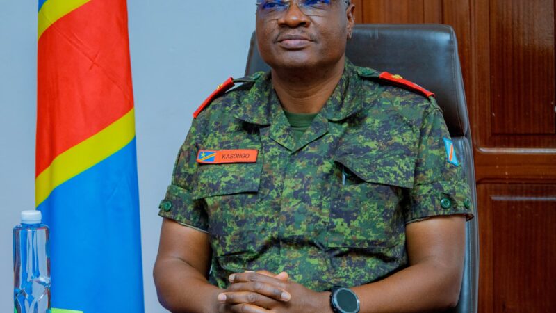 Ituri : le gouverneur militaire dénonce des collectes de fonds frauduleuses et annonce des poursuites judiciaires