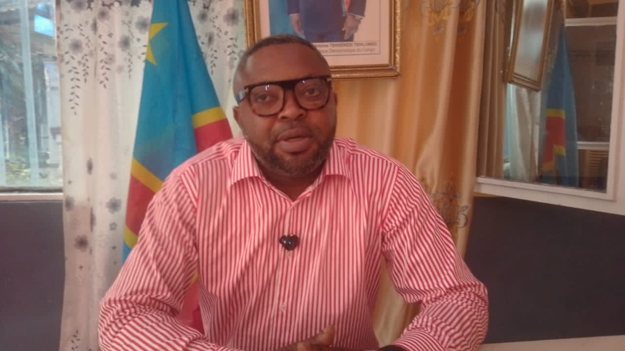 Kasaï Central : Théodore Omekenge annonce un Meeting de vérité à Kananga pour le changement de la Constitution