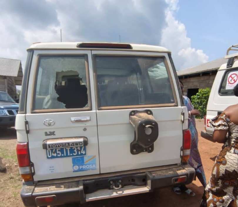 Irumu : une équipe de la riposte contre Ebola attaquée à Mungamba, plusieurs blessés et des véhicules vandalisés