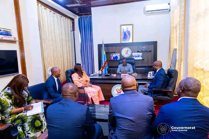 Kasaï oriental : le ministère des Mines annonce à Jean-Paul Mbwebwa l’établissement prochain d’un centre de négoce pour mieux évaluer et valoriser les minerais artisanaux