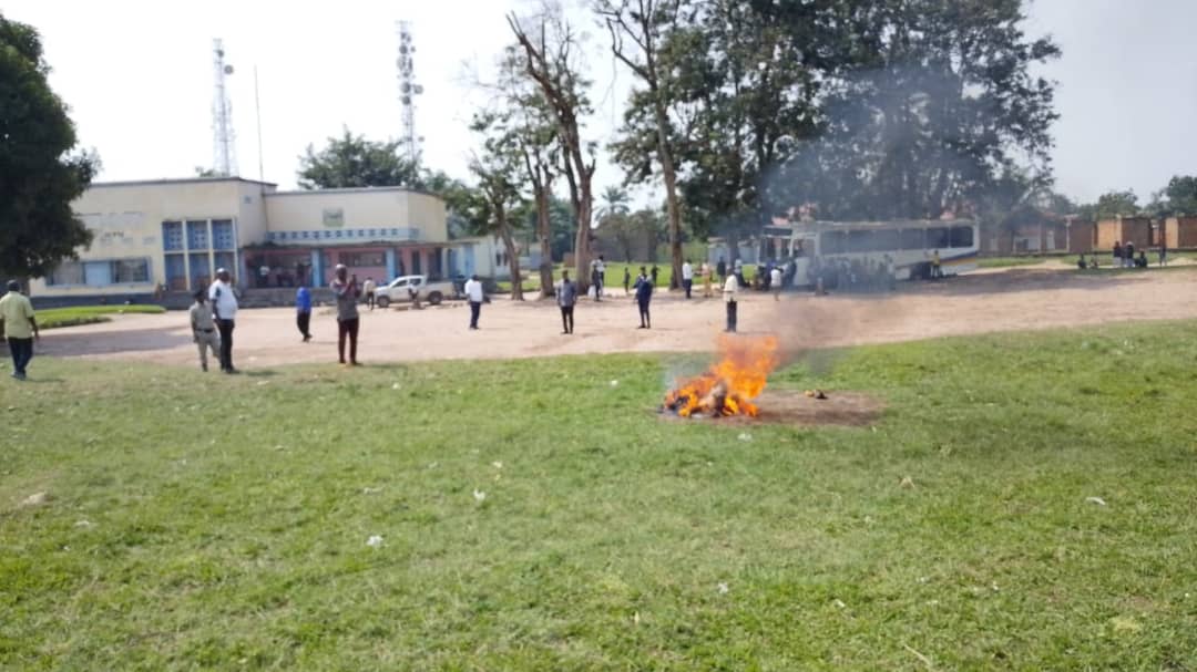 Lomami/ Mwene-Ditu : 17 colis de chanvre interceptés à la SNCC avant leur acheminement vers le Katanga