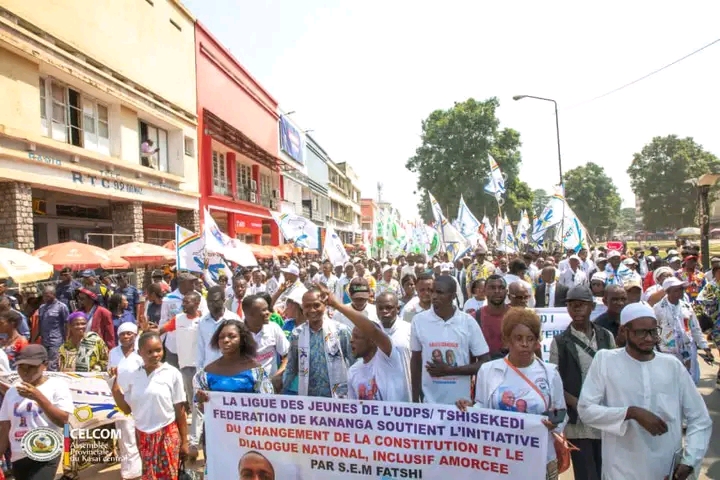 KasaïCentral : l&rsquo;UDPS/Tshisekedi marche à Kananga en soutien aux institutions et au dialogue national