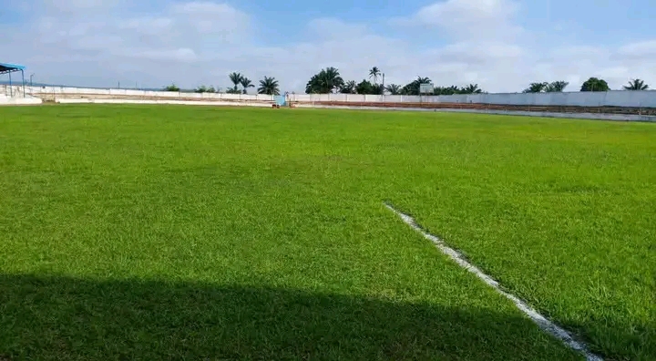 Kasaï oriental : malgré les travaux de réhabilitation, le stade Tshikisha reste non homologué, les clubs de Mbujimayi contraints de jouer ailleurs