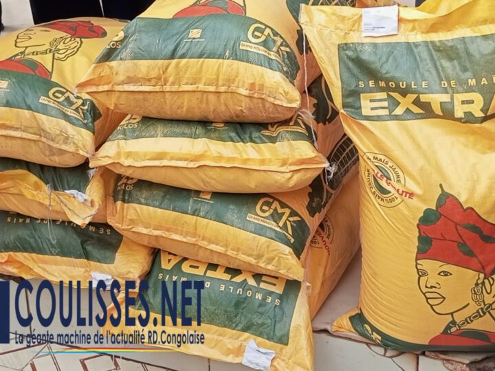 Kasaï oriental : Jean-Paul Mbwebwa réceptionne plus de 7 500 sacs de farine du ministère de l’Économie et appelle au respect du prix de 20 000 FC par sac