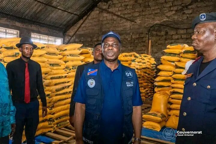 Kasaï oriental : Jean-Paul Mbwebwa Kapo annonce de nouveaux approvisionnements en farine de maïs et 100 points de vente à Mbujimayi