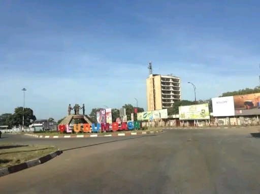 Haut-Katanga : des hommes armés braquent un cambiste et emportent argent et téléphones à Kampemba