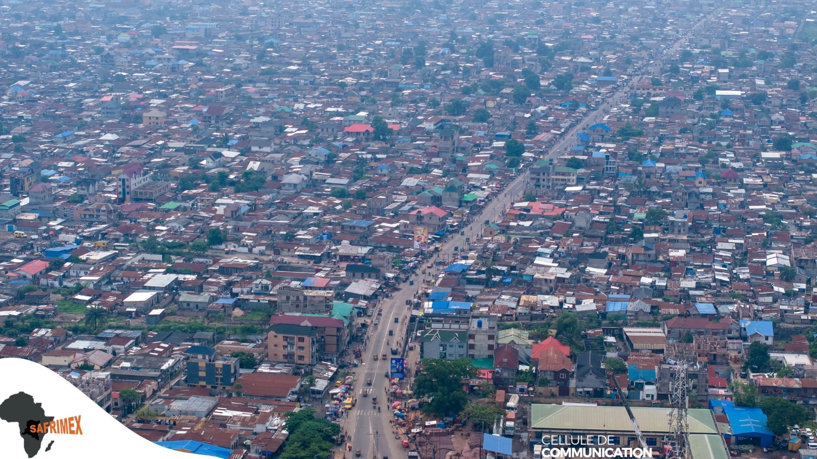 Kinshasa : l’avenue Kikwit, reliant 5 communes, définitivement réceptionnée après sa modernisation par SAFRIMEX