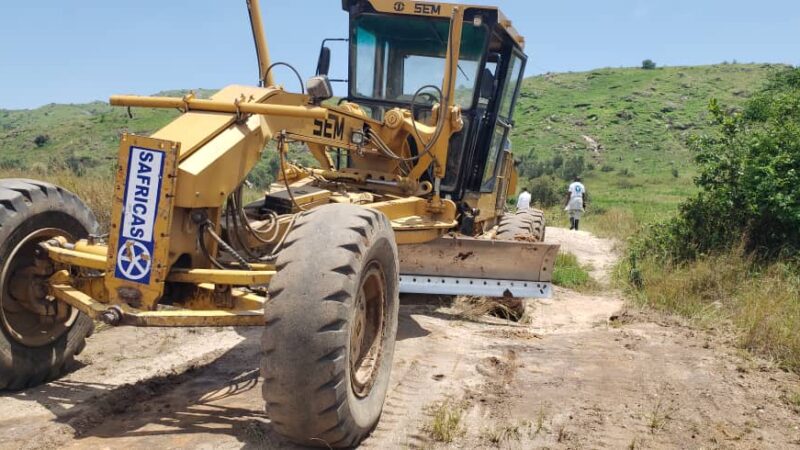 Ituri : la Fondation Kalyomo ouvre la route vers le nouveau cimetière Nande à Djokodjo